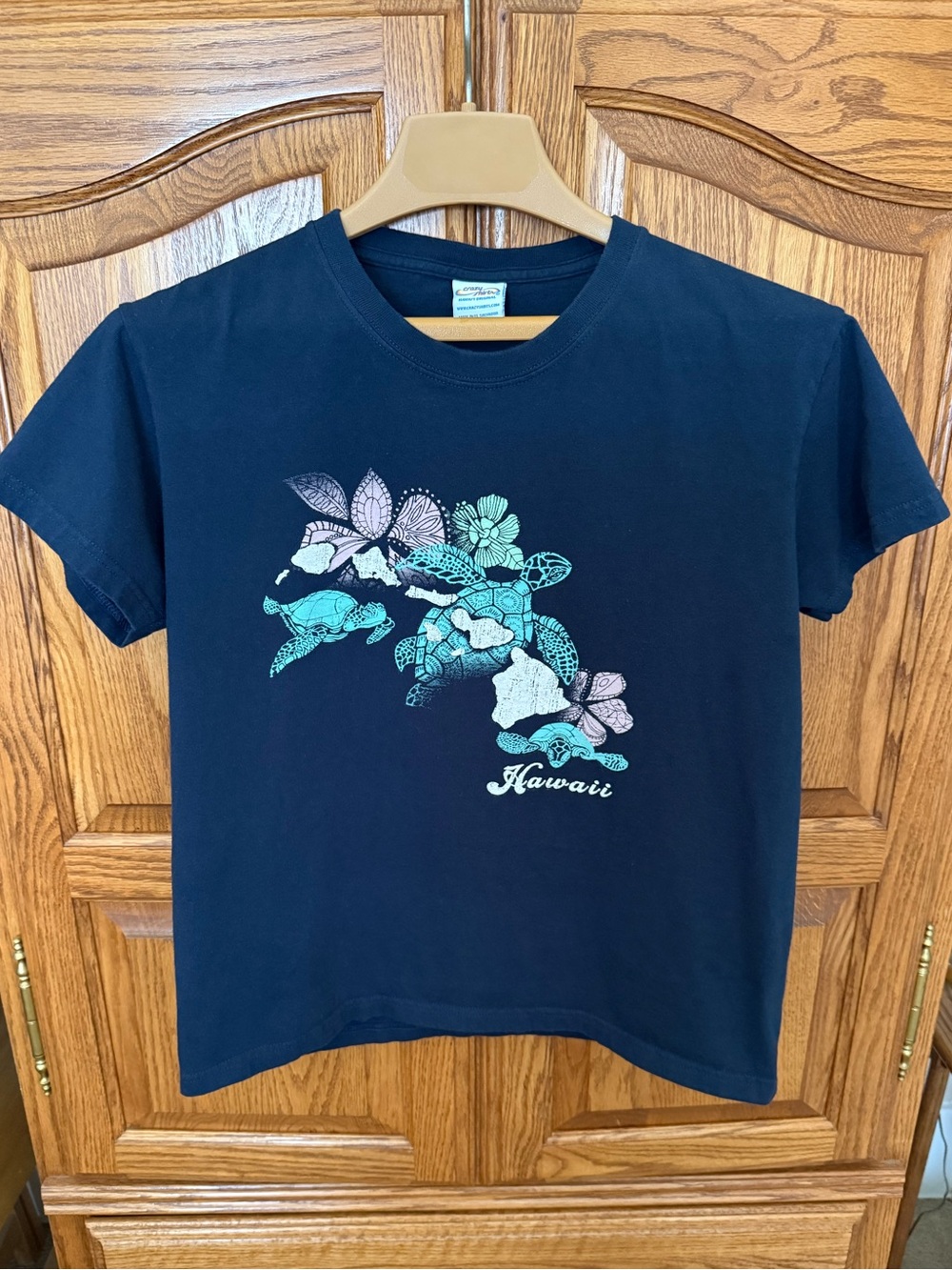 Crazy Shirts Island Honus Navy Short Sleeve Crewneck T-Shirt